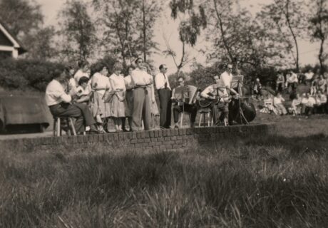 Oude foto Rode Valkennest - zang